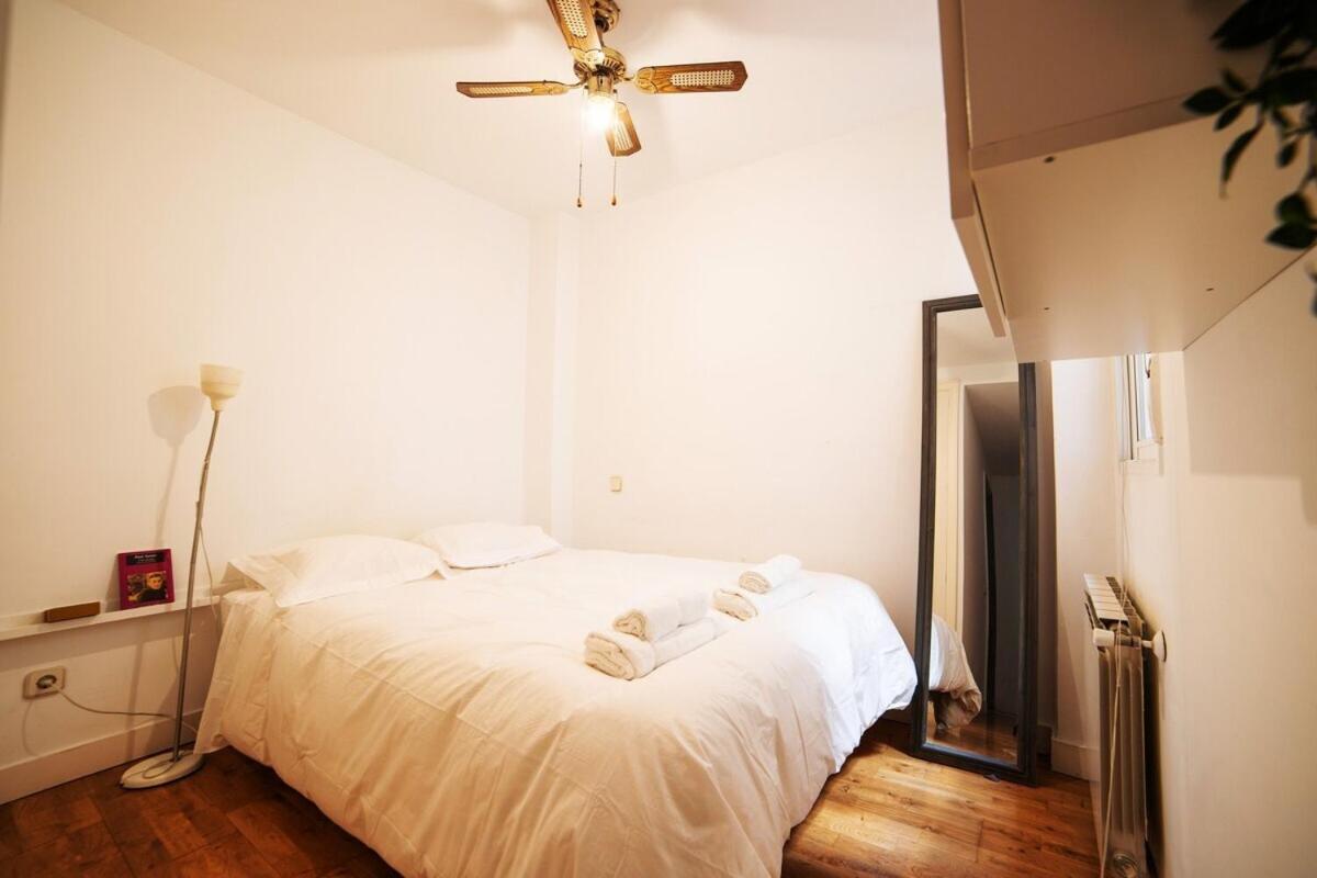 Bright Apartment In Historical City Center Madrid Exterior foto