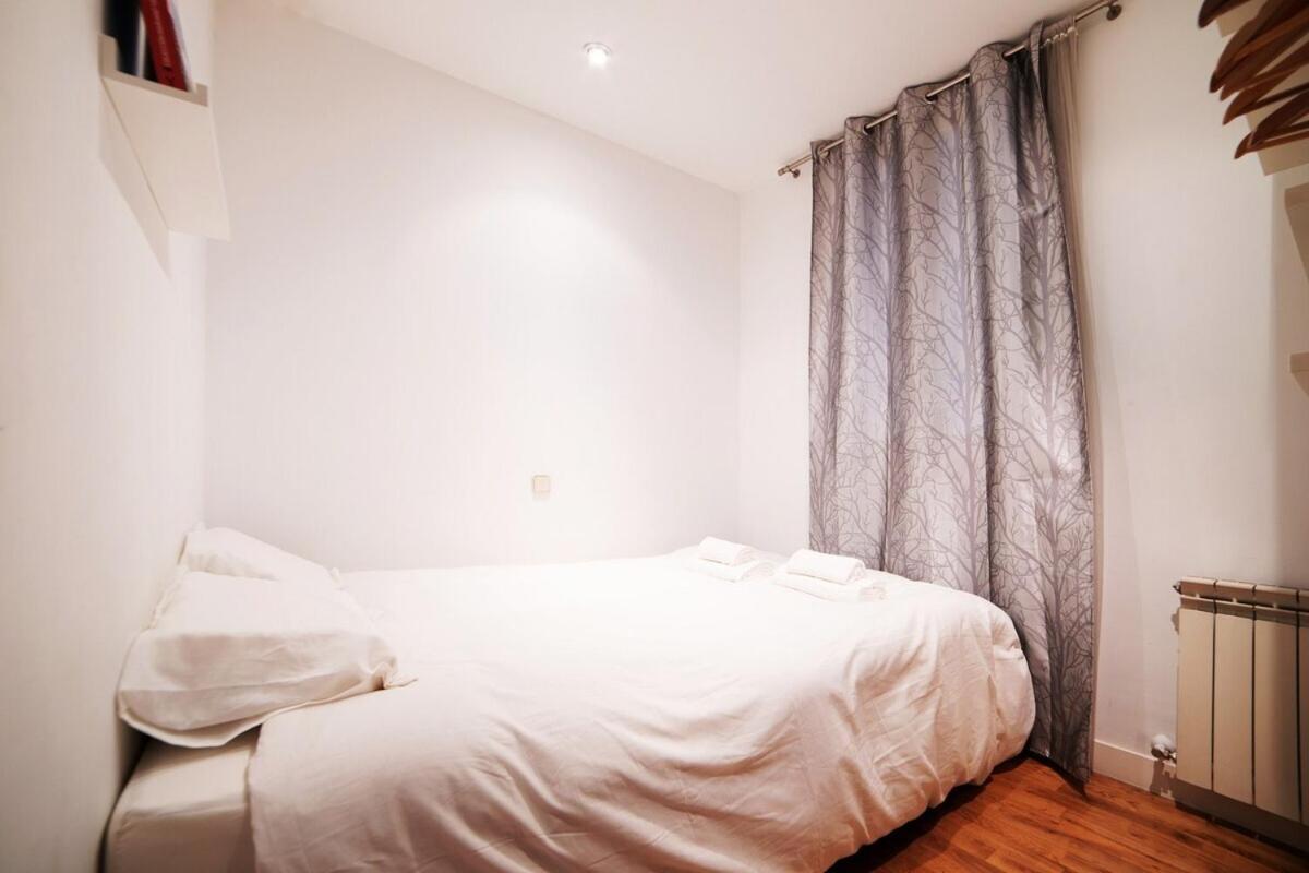 Bright Apartment In Historical City Center Madrid Exterior foto